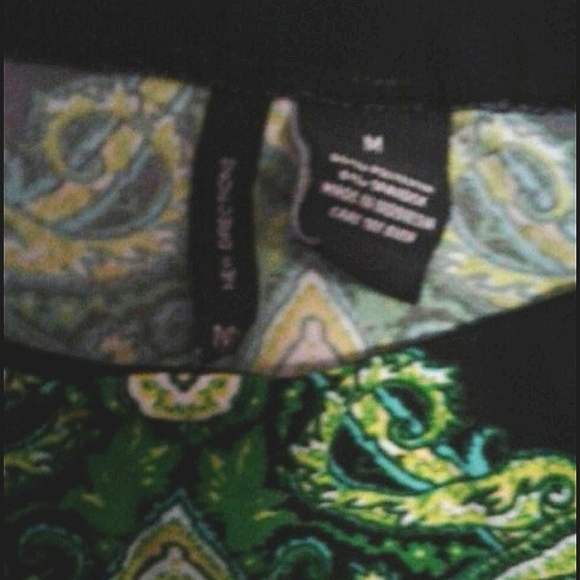 New Directions Boho Black & Green Medallion Print Flowy Jersey Mini Dress - Picture 6 of 7